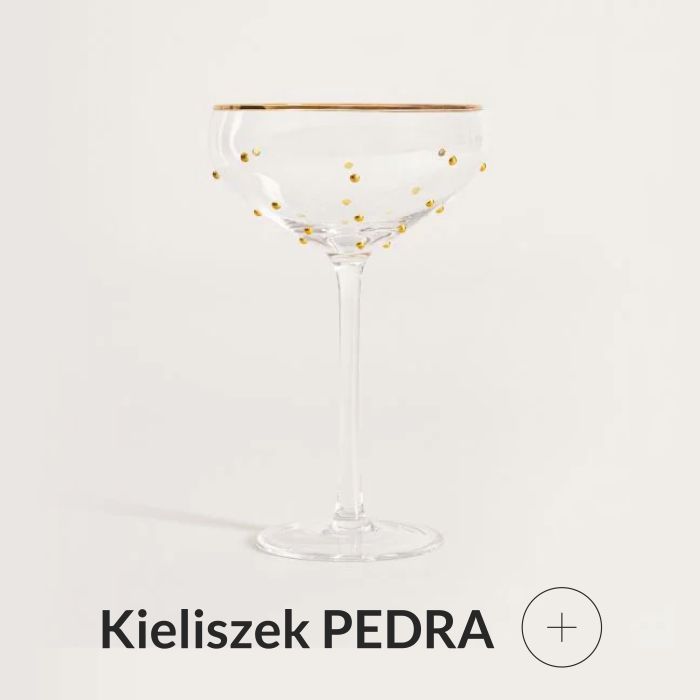 Kieliszek w złote kropki