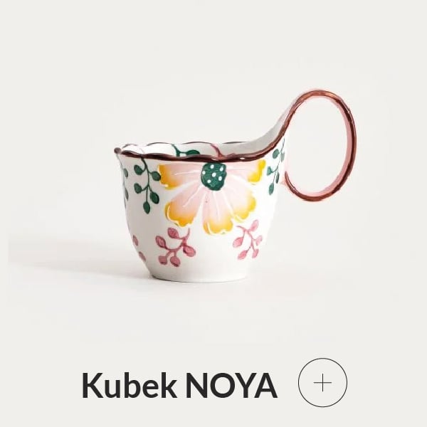 Kubek pastelowy z kwiatami