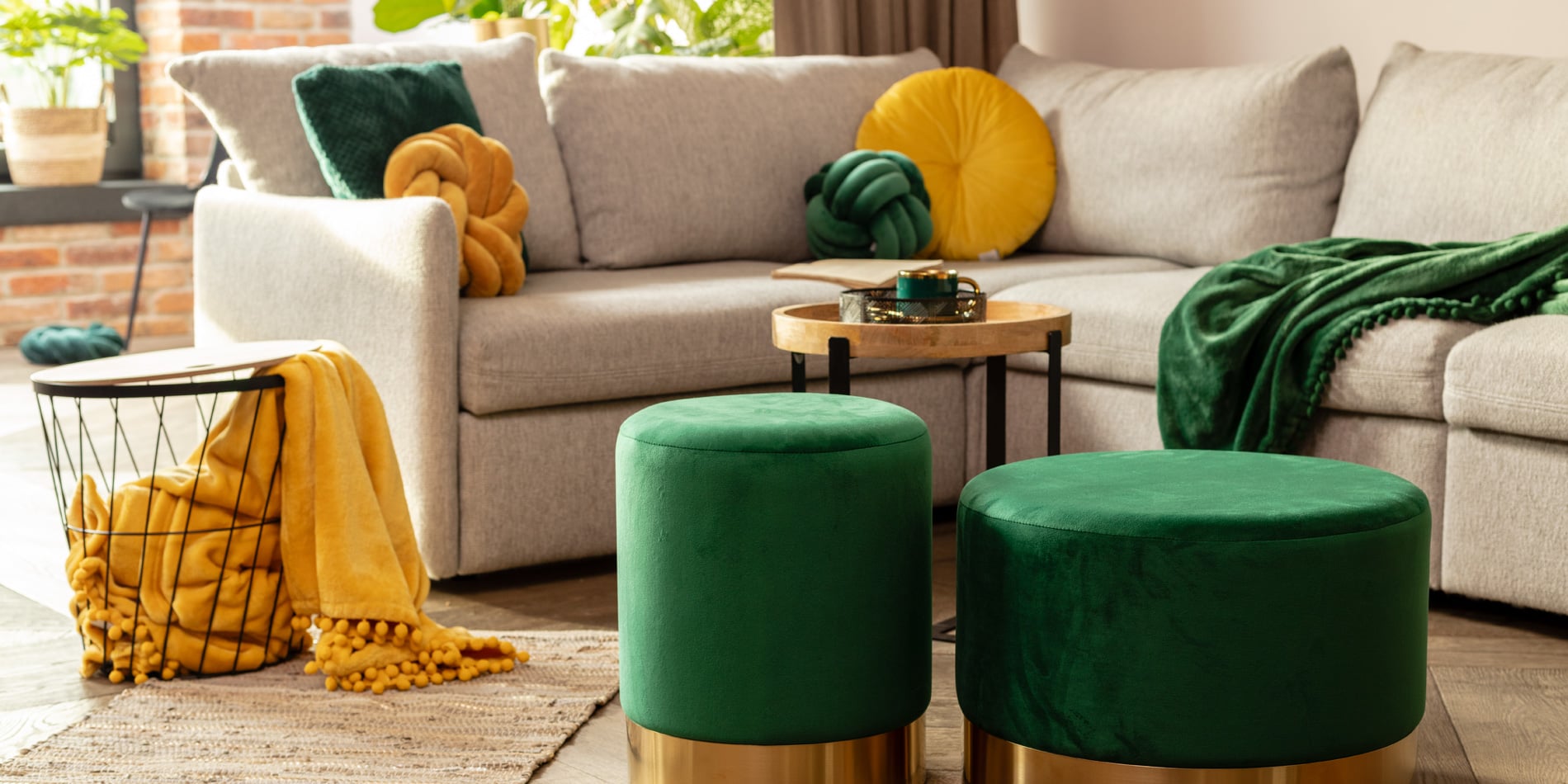 aranżacja stolika kawowego