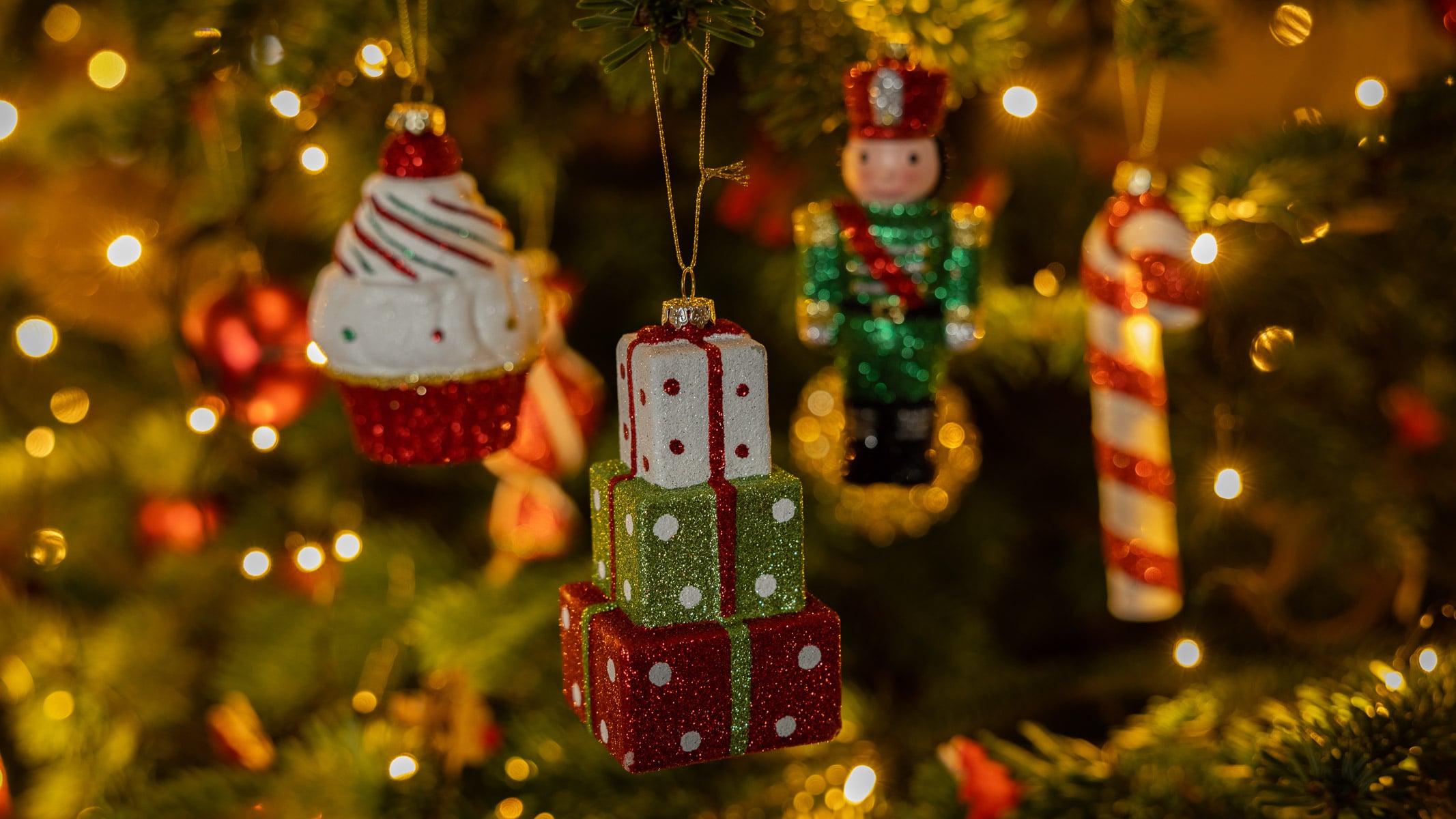 Bombki choinkowe i zawieszki