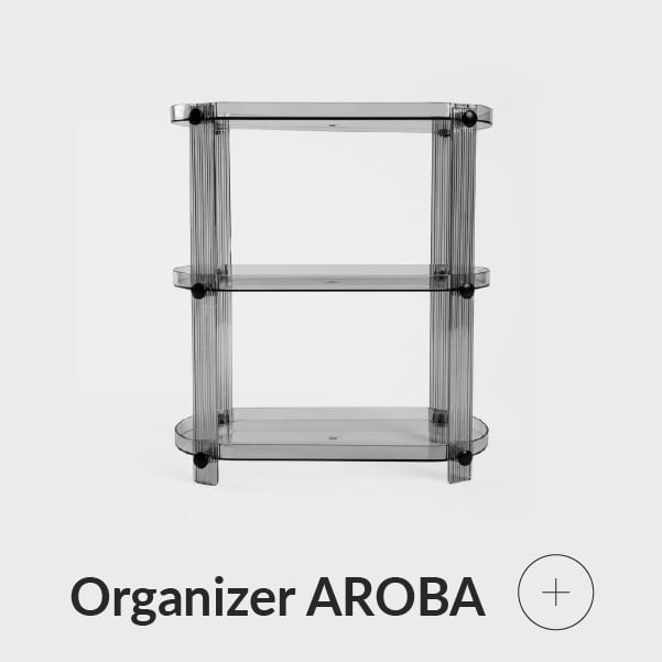 Organizer z półkami