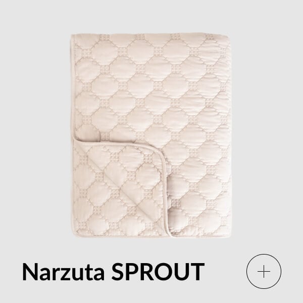 Narzuta beżowa z przeszyciami